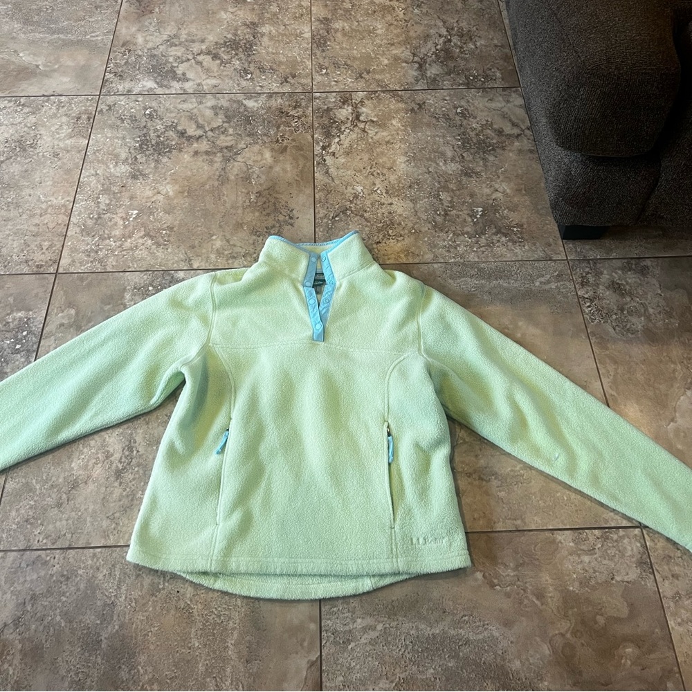 LL Bean Limegreen Fleece with blue lining!